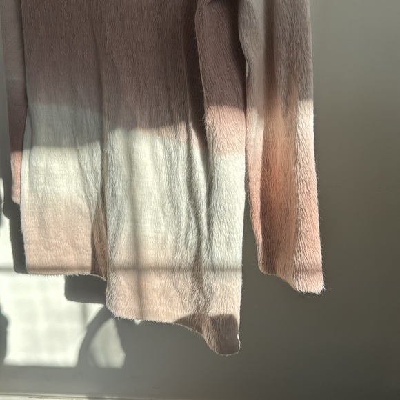 Maria Stanley Tawni Sweaterdress in Blush Ombre 🎀 - Picture 4 of 7